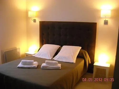 Hotel Boutique Le Medieval - Parking- Accueil Vélo 2*