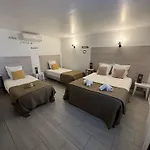 Hotel Le Medieval - Parking Inclus & Accueil Velo