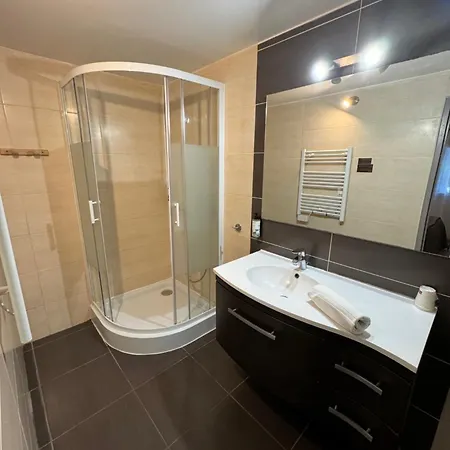 Boutique Le Medieval - Parking- Accueil Vélo Aigues-Mortes