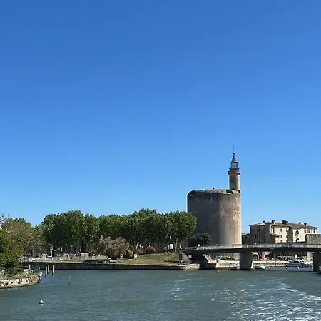 Boutique Le Medieval - Parking- Accueil Vélo Aigues-Mortes