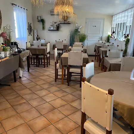 Hotel Boutique Le Medieval - Parking- Accueil Vélo 2*