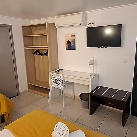 Boutique Le Medieval - Parking- Accueil Vélo Hotel Aigues-Mortes