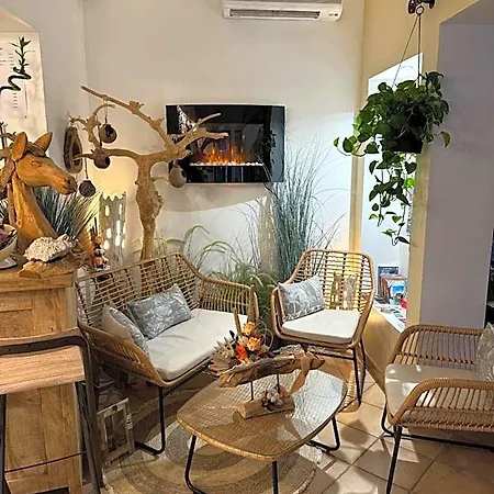 Le Medieval - Parking Inclus & Accueil Velo Hotell Aigues-Mortes