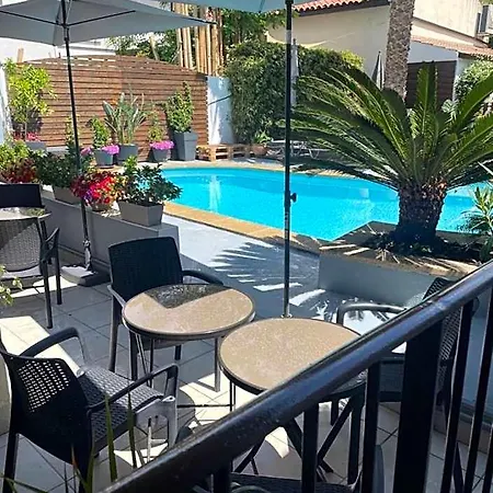 Le Medieval - Parking Inclus & Accueil Velo Hotell Aigues-Mortes